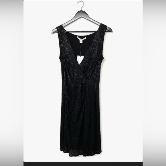 ❤️ NWT DVF FULLY HAND BEADED FAUX WRAP OCCASION DRESS. 100% SILK - Picture 7 of 15